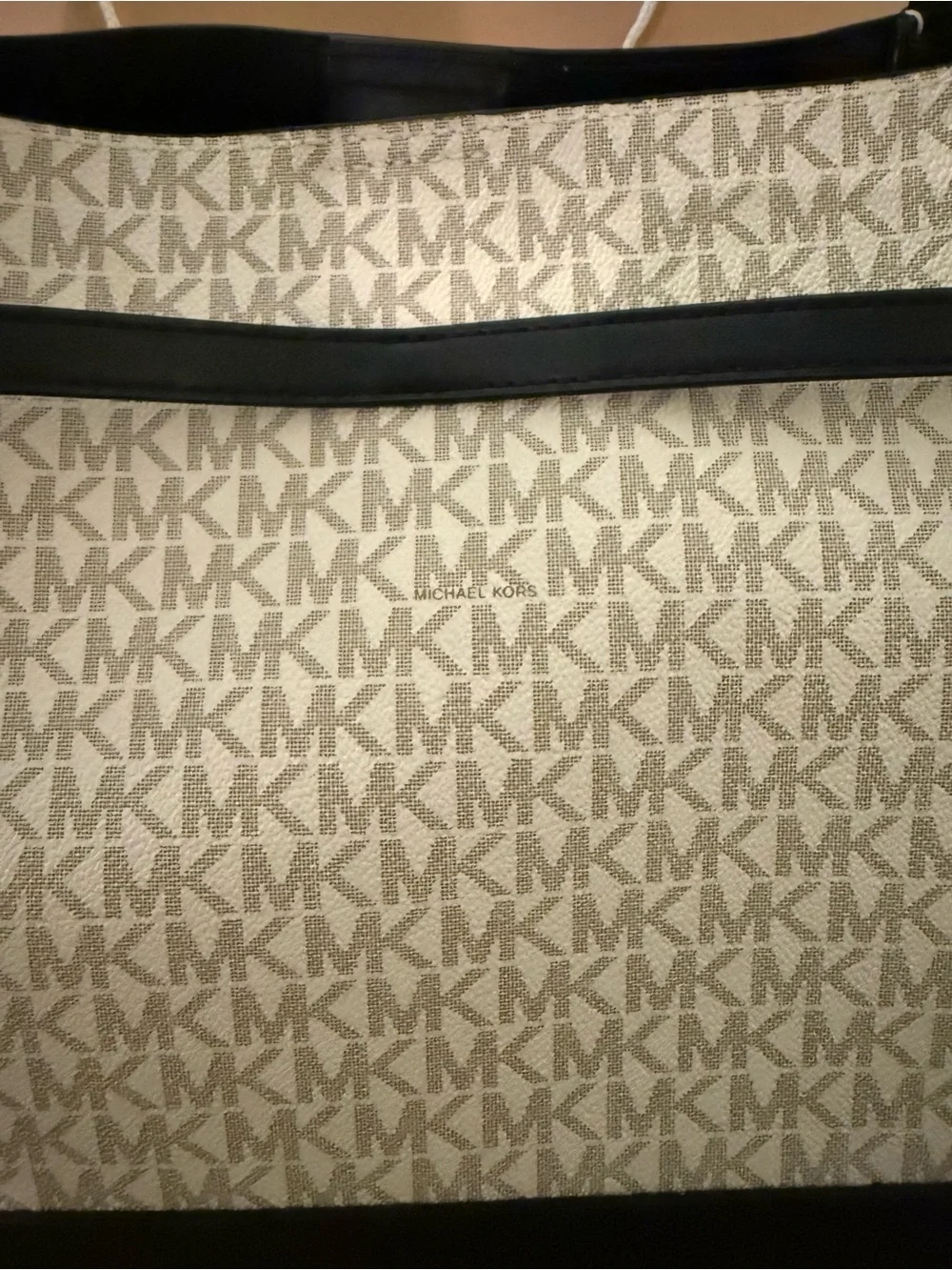 Authentic Michael Kors Reed Large Belted Tote with Matching Wallet Set